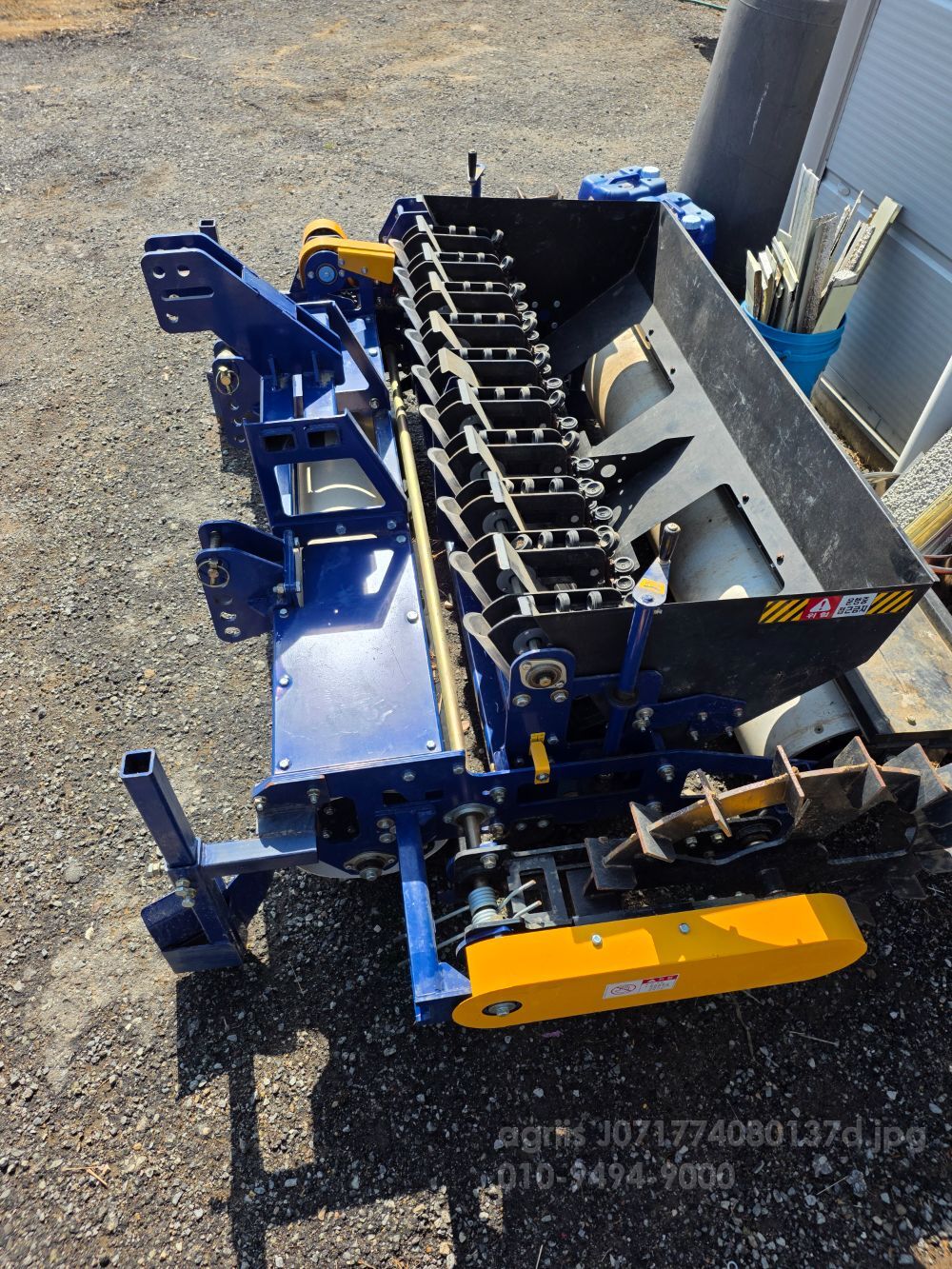 대신 마늘파종기 대신10조 판매 DSA-10조 뒤우측면