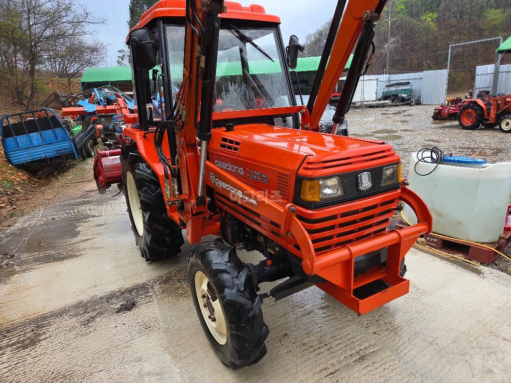 Daedong Tractor L3503 (35hp) 뒤우측면