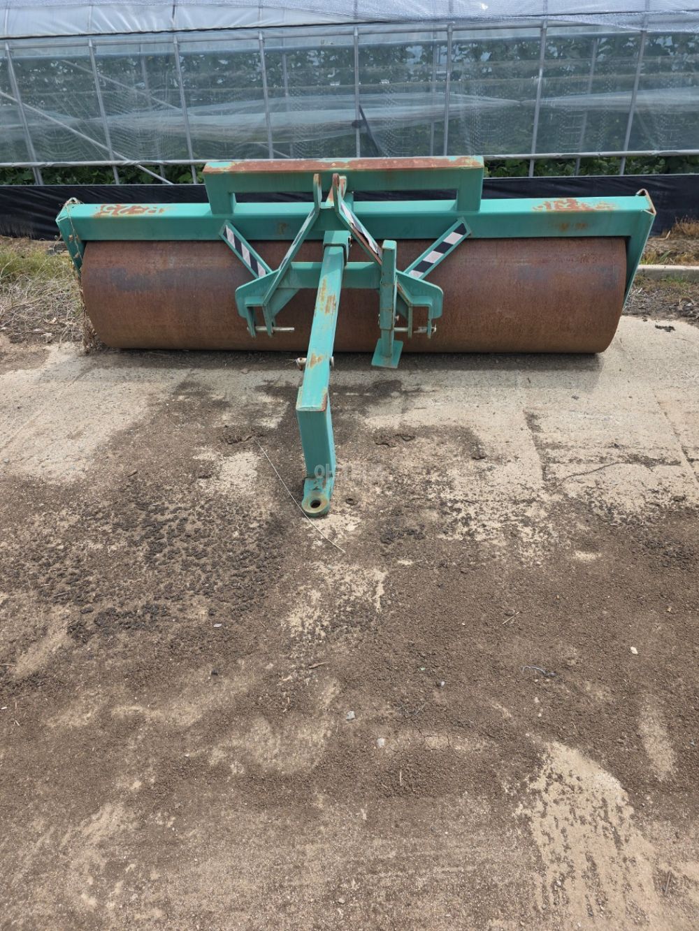  효창농기계 진압기 롤러 보리베토기도 판매합니다(2골베토기)  뒤우측면