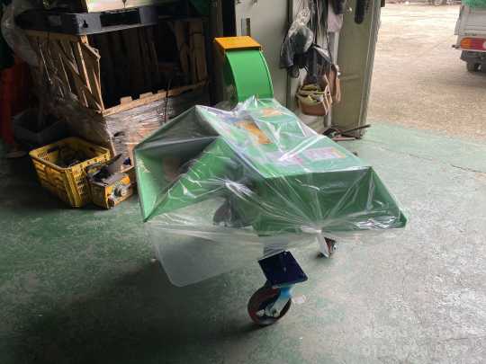 일신 경운기부착 잔가지파쇄기 경운기부착 잔가지파쇄기 앞좌측면