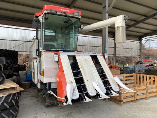 Daedong Combine Harvester DXM73GFC (4Rows)